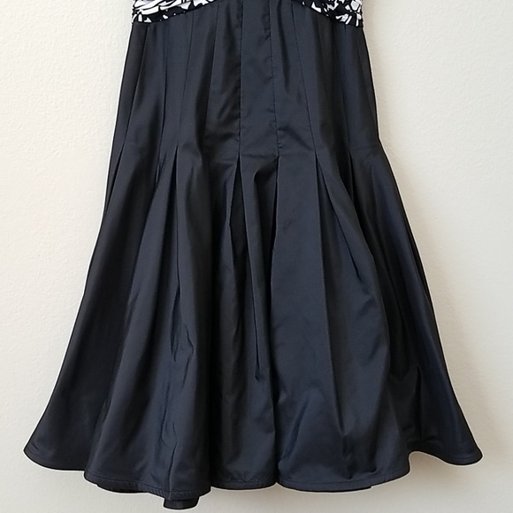 Tadashi Black Cocktail Dress Floral Bodice Size 8 - Picture 3 of 8